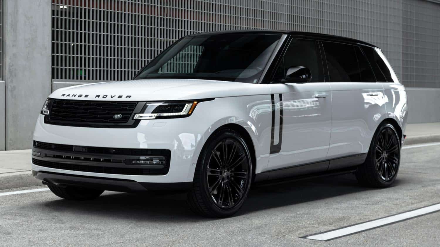 Range Rover Rental Dubai | Rent Luxury Range Rover SUVs
