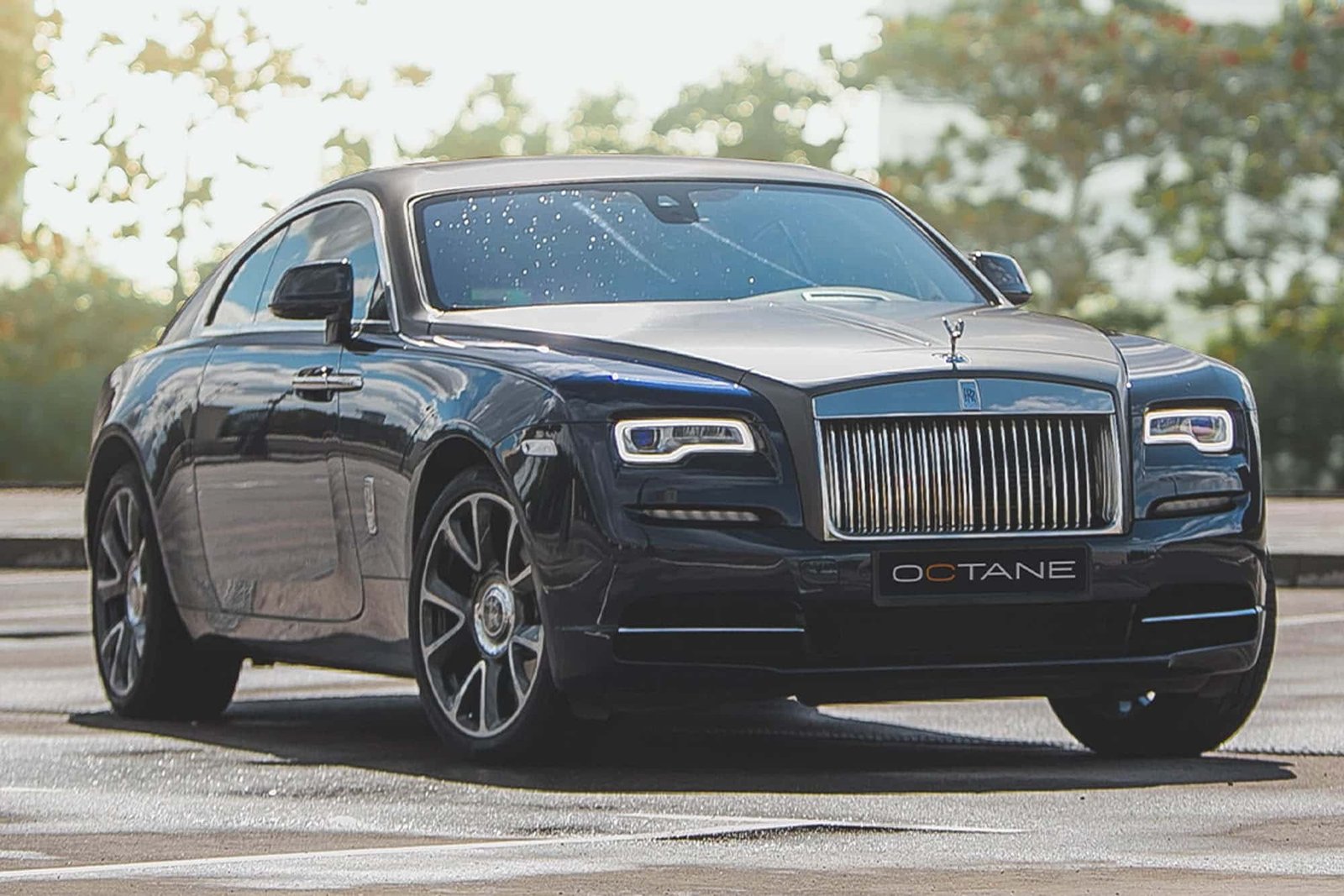 Luxury Car Rental Dubai Best Price | Save More on Rolls-Royce, Ferrari & Lamborghini